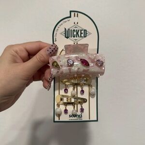 Scunci Conair Wicked Glinda Inspired Claw Clip & Snap Clips Set